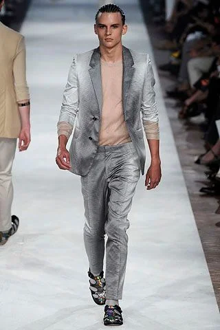 Look 15